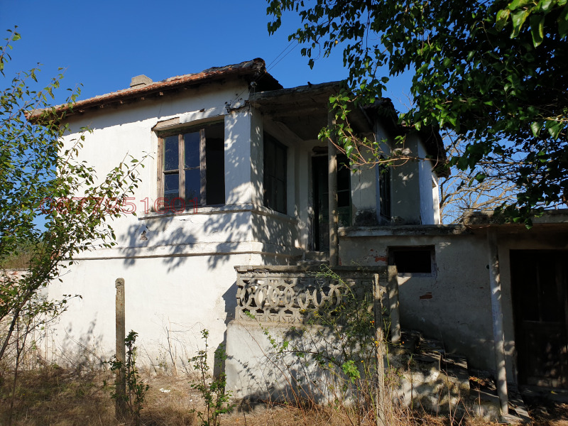 Продава КЪЩА, с. Войника, област Ямбол