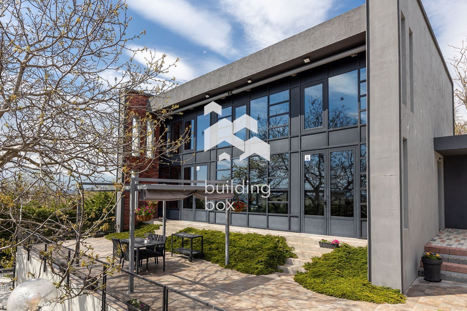Продава КЪЩА, гр. Варна, м-т Кочмар, снимка 2 - Къщи - 54687858