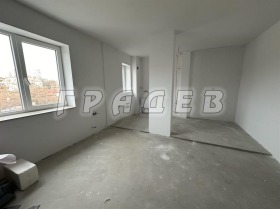 2 bedroom Hashove, Ruse 2