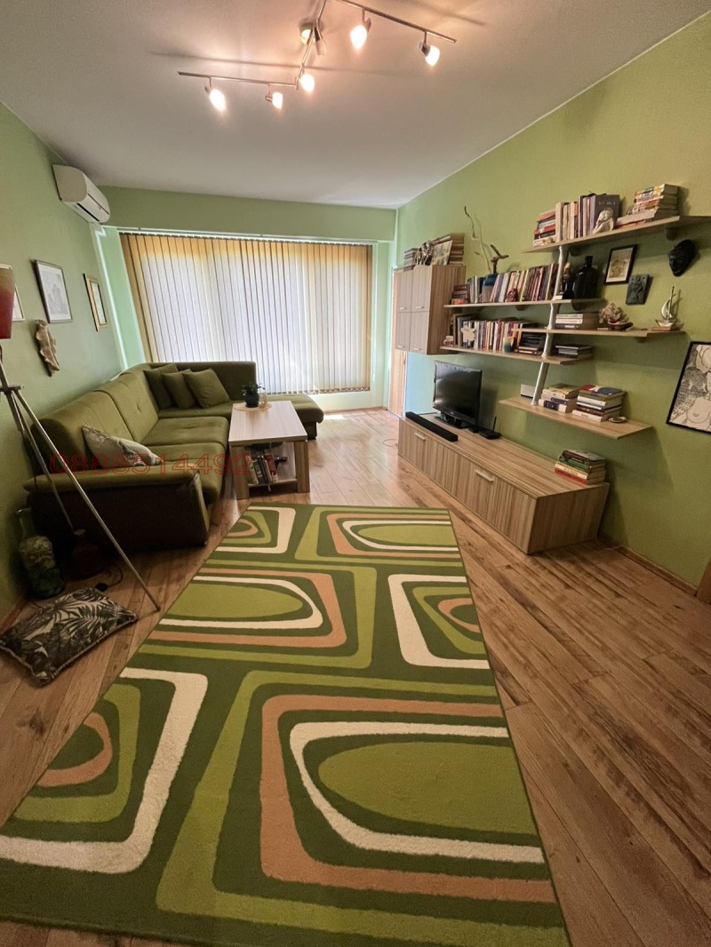 Eladó  3 hálószobás Dobrics , Centar , 100 négyzetméter | 30304347 - kép [3]