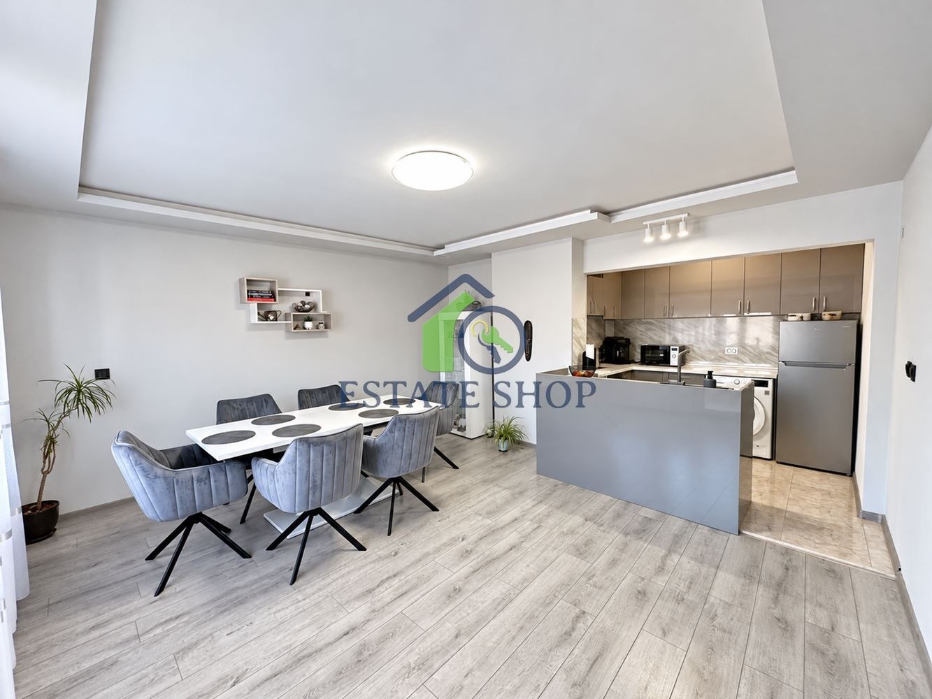 Продава 3-СТАЕН, гр. Пловдив, Кючук Париж, снимка 2 - Апартаменти - 56473337