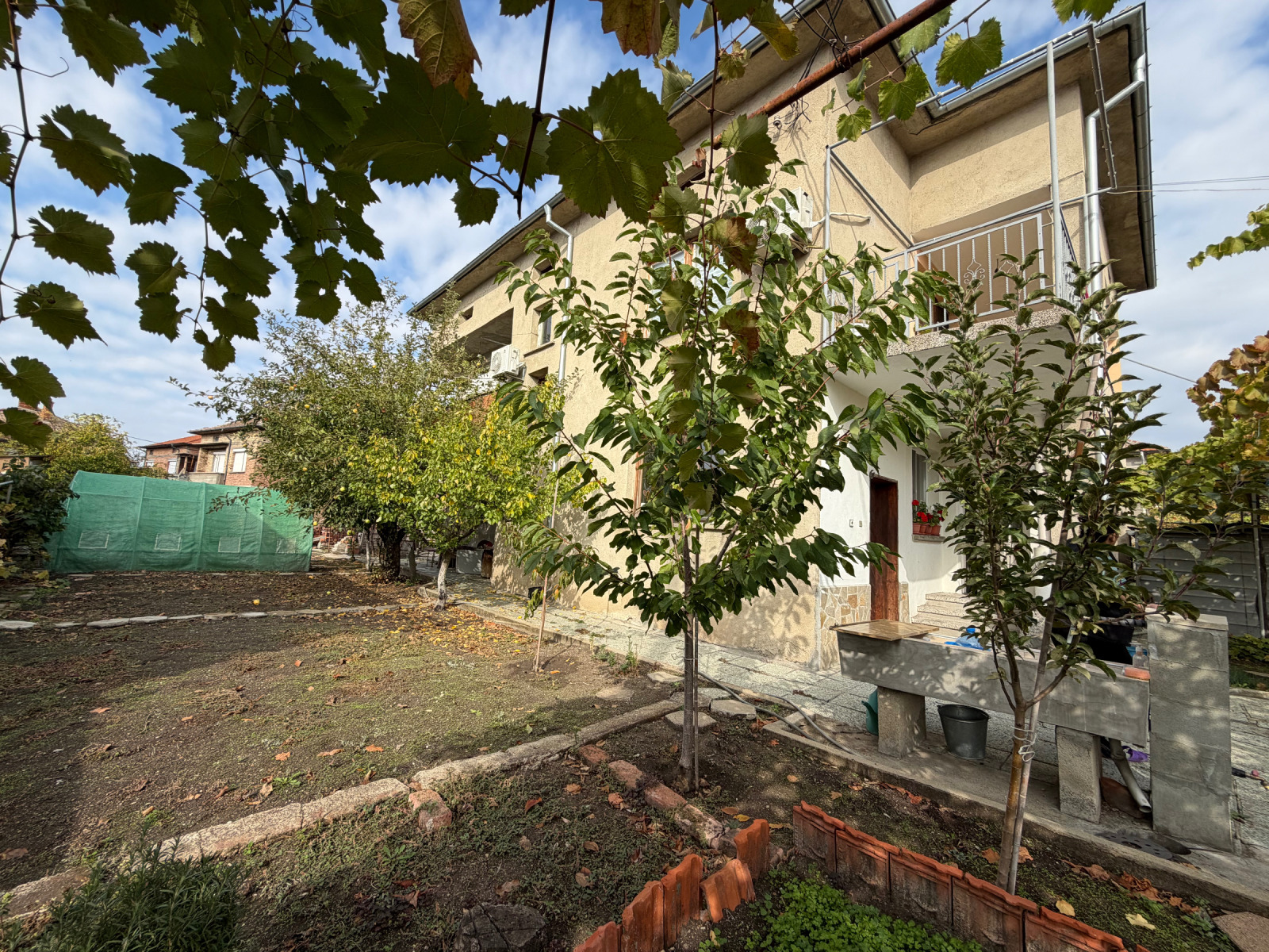 Продава КЪЩА, гр. Раднево, област Стара Загора, снимка 2 - Къщи - 56653940