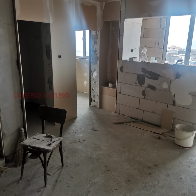 Продава 3-СТАЕН, гр. Кърджали, Гледка, снимка 10 - Апартаменти - 52779019