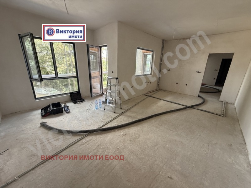 Na prodej  2 ložnice Veliko Tarnovo , Buzludža , 92 m2 | 74375951