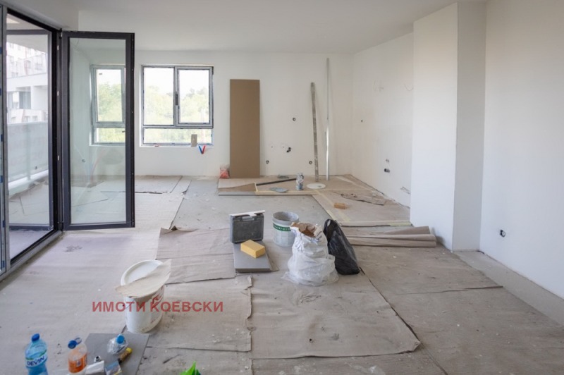 Продава  3-стаен, град София, Дървеница •  249 750 € • ID 77211631 — holmes.bg - [1] 