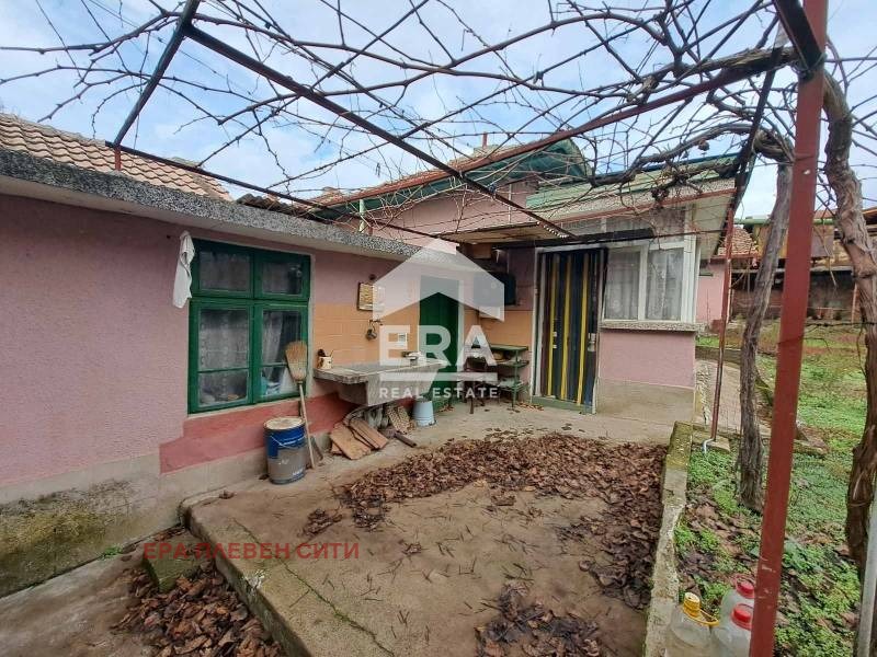 Продава КЪЩА, с. Опанец, област Плевен, снимка 15 - Къщи - 52559335