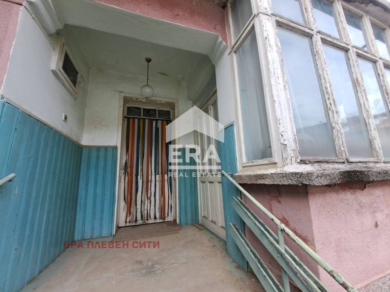 Продава КЪЩА, с. Опанец, област Плевен, снимка 3 - Къщи - 52559335