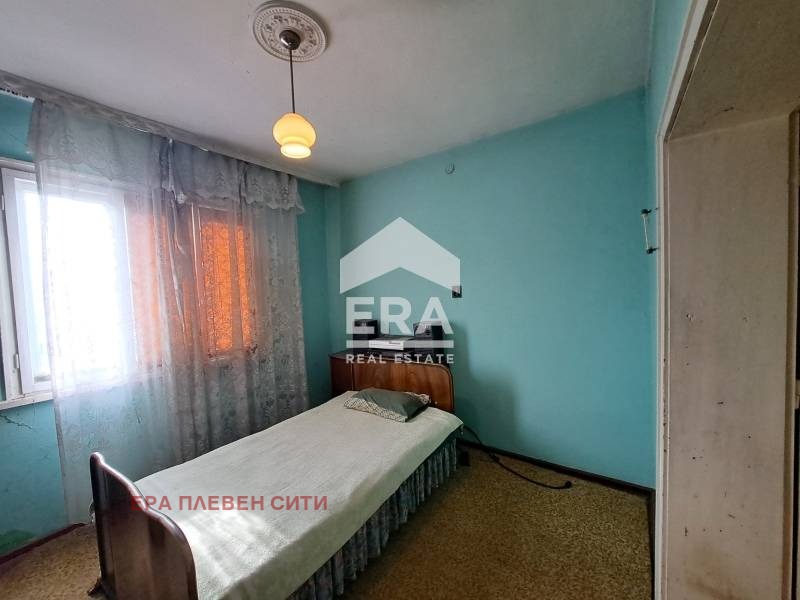 Продава КЪЩА, с. Опанец, област Плевен, снимка 10 - Къщи - 52559335