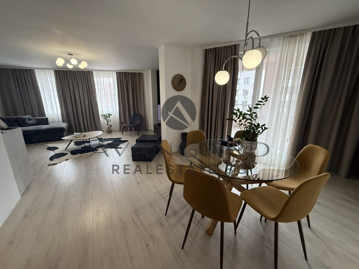 Продава 4-СТАЕН, гр. Пловдив, Кючук Париж, снимка 2 - Апартаменти - 54969669