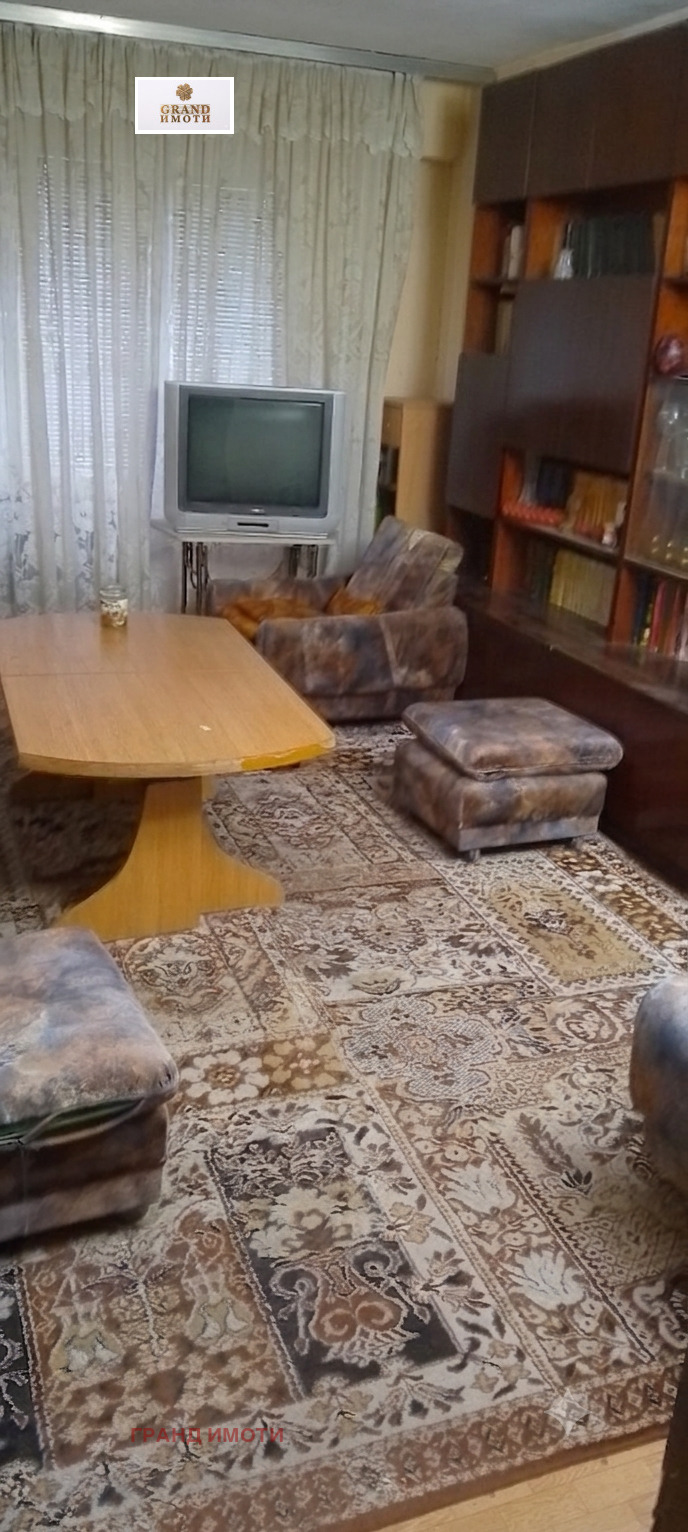 Продава 3-СТАЕН, гр. Русе, Възраждане, снимка 3 - Апартаменти - 55062505