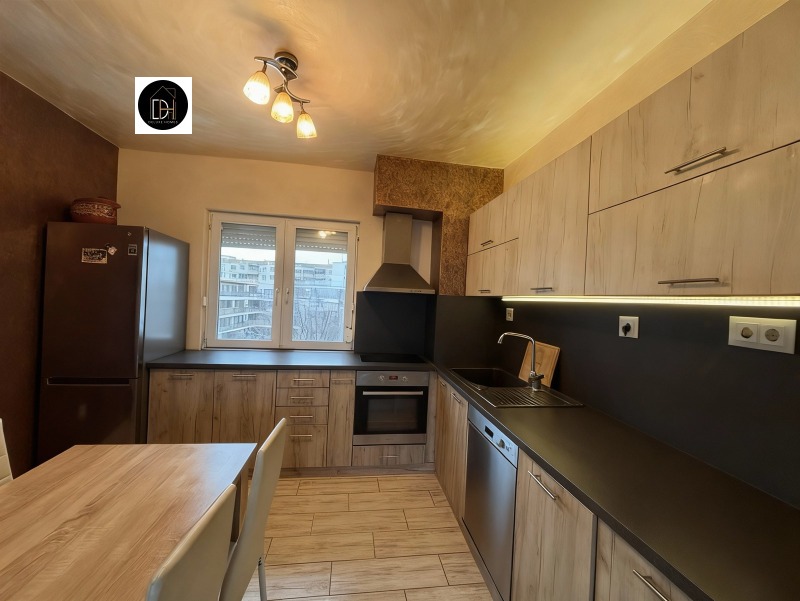 Продава 4-СТАЕН, гр. Пловдив, Кючук Париж