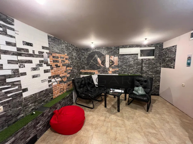Till salu  Kontor Plovdiv , Karsjijaka , 35 kvm | 50258370