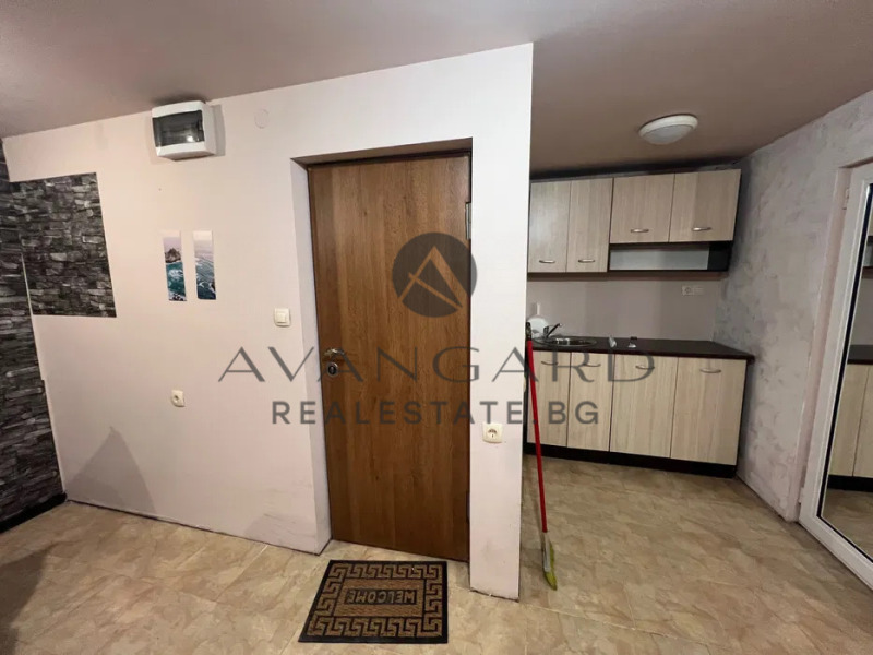 Till salu  Kontor Plovdiv , Karsjijaka , 35 kvm | 50258370 - bild [4]