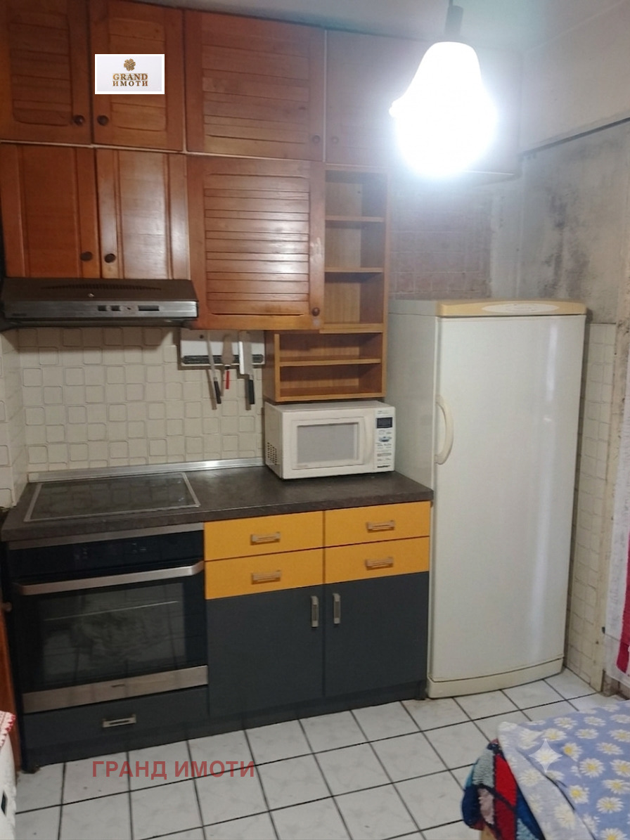 Продава 3-СТАЕН, гр. Русе, Възраждане
