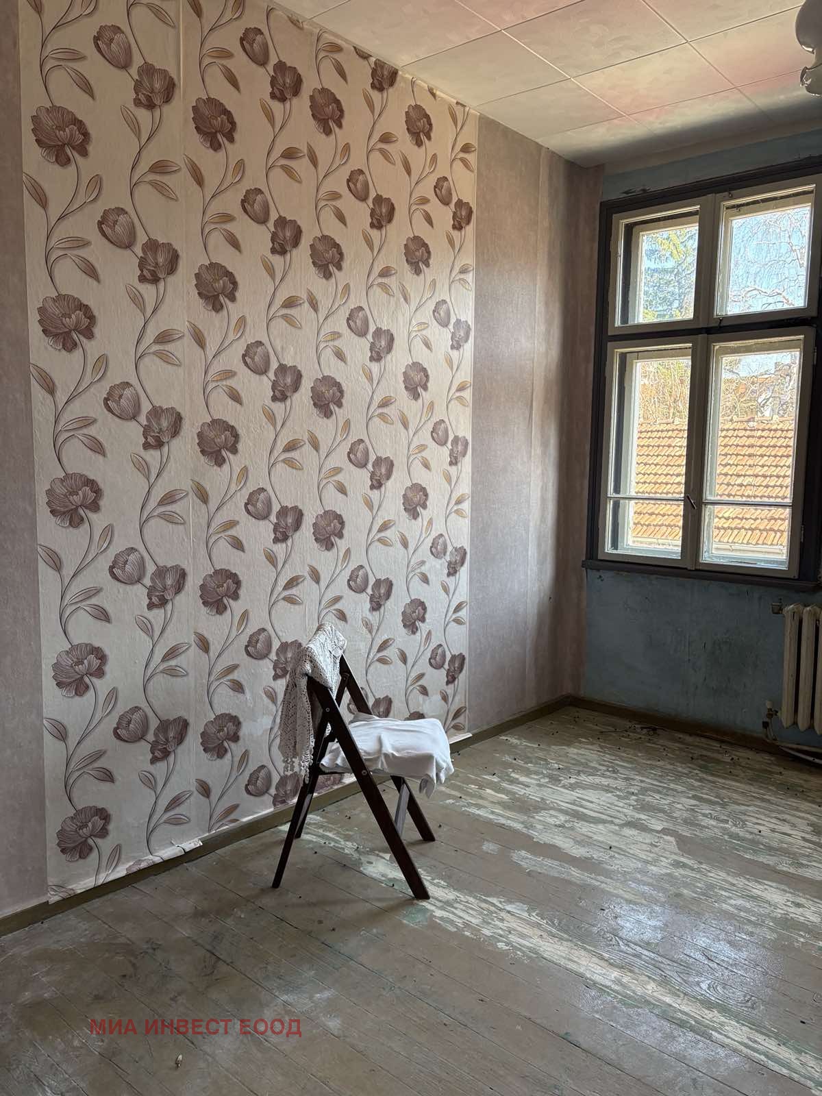 Продава ЕТАЖ ОТ КЪЩА, гр. Враца, Център, снимка 2 - Етаж от къща - 53854151