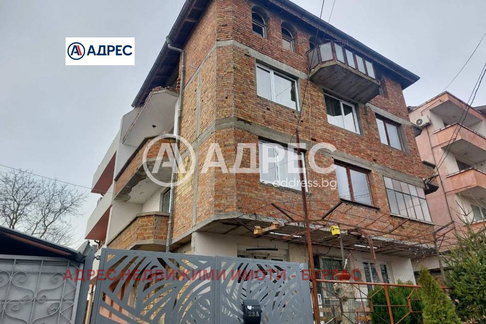 Продава КЪЩА, гр. Бургас, Крайморие, снимка 2 - Къщи - 54737650