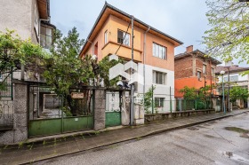 Podlaha domu Kamenica 2, Plovdiv