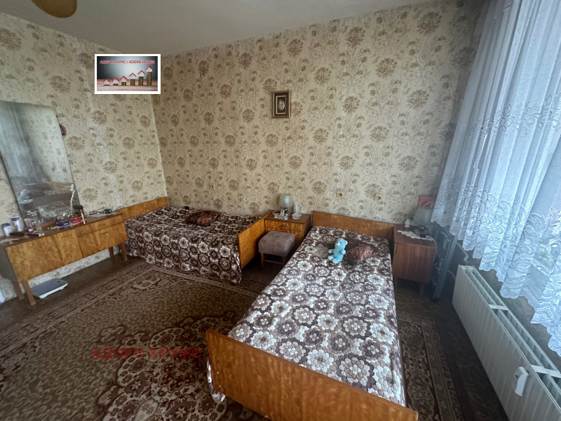 In vendita  1 camera da letto Ruse , Vazragdane , 67 mq | 73226129 - Immagine [2]