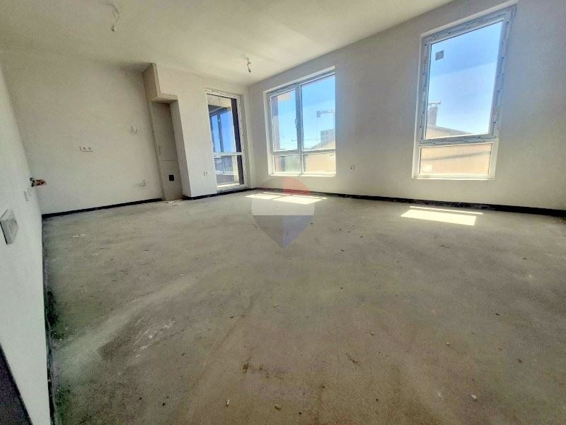 Продава 2-СТАЕН, гр. Варна, Възраждане 1