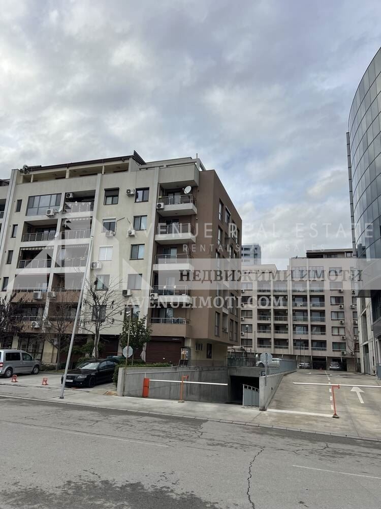 En venta  2 dormitorios Plovdiv , Sadiyski , 97 metros cuadrados | 51553906