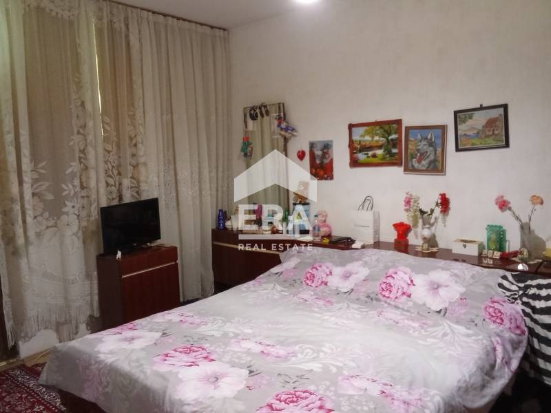 Till salu  2 sovrum Jambol , Hale , 76 kvm | 42944281 - bild [4]