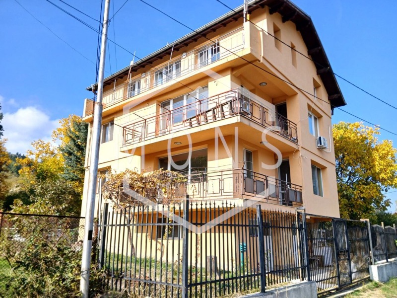 Продава КЪЩА, гр. София, с. Панчарево, снимка 2 - Къщи - 52839581