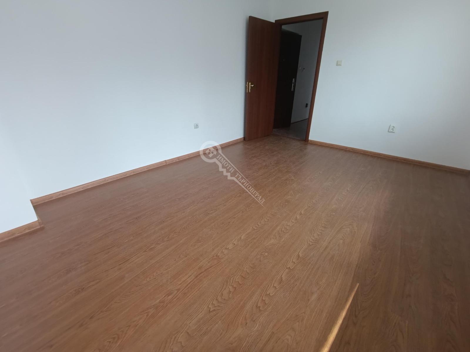 Продава 3-СТАЕН, гр. Велико Търново, Бузлуджа, снимка 8 - Апартаменти - 55845328
