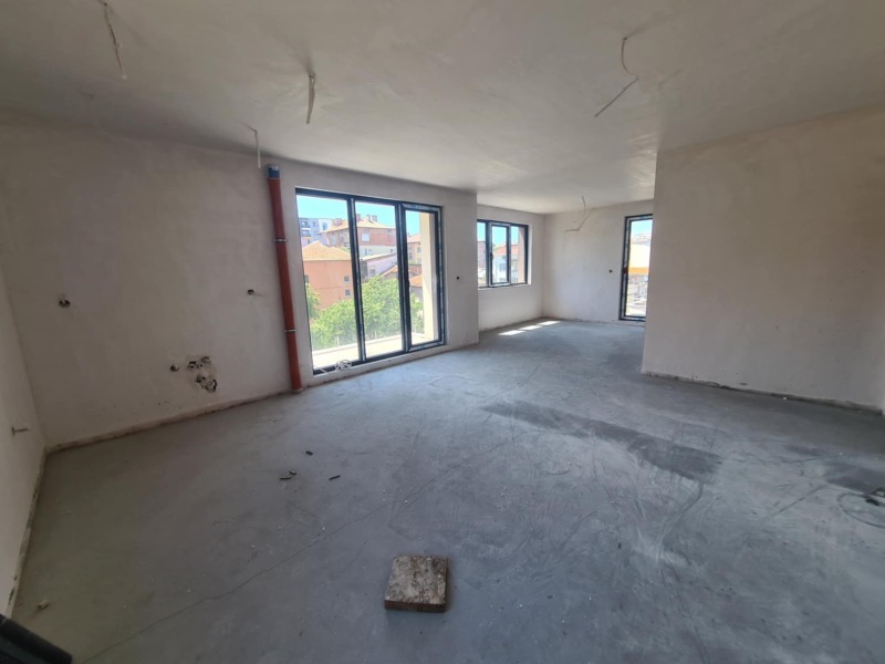 In vendita  3+ camere da letto Haskovo , Trakijski , 169 mq | 11127894