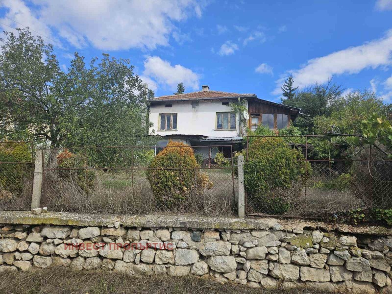 Продава КЪЩА, с. Цацаровци, област София област, снимка 2 - Къщи - 52535224