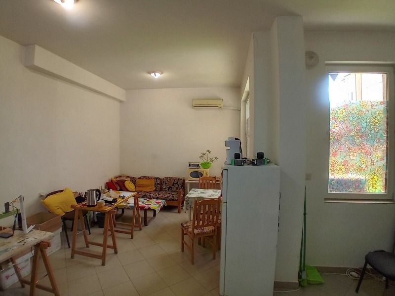 Προς πώληση  Κατάστημα Σοφηια , Ναδεζδα 4 , 266 τ.μ | 84554210 - εικόνα [2]