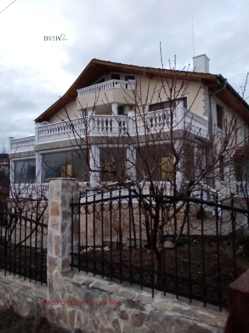 Продава  Къща град Варна , Изгрев , 396 кв.м | 79210945