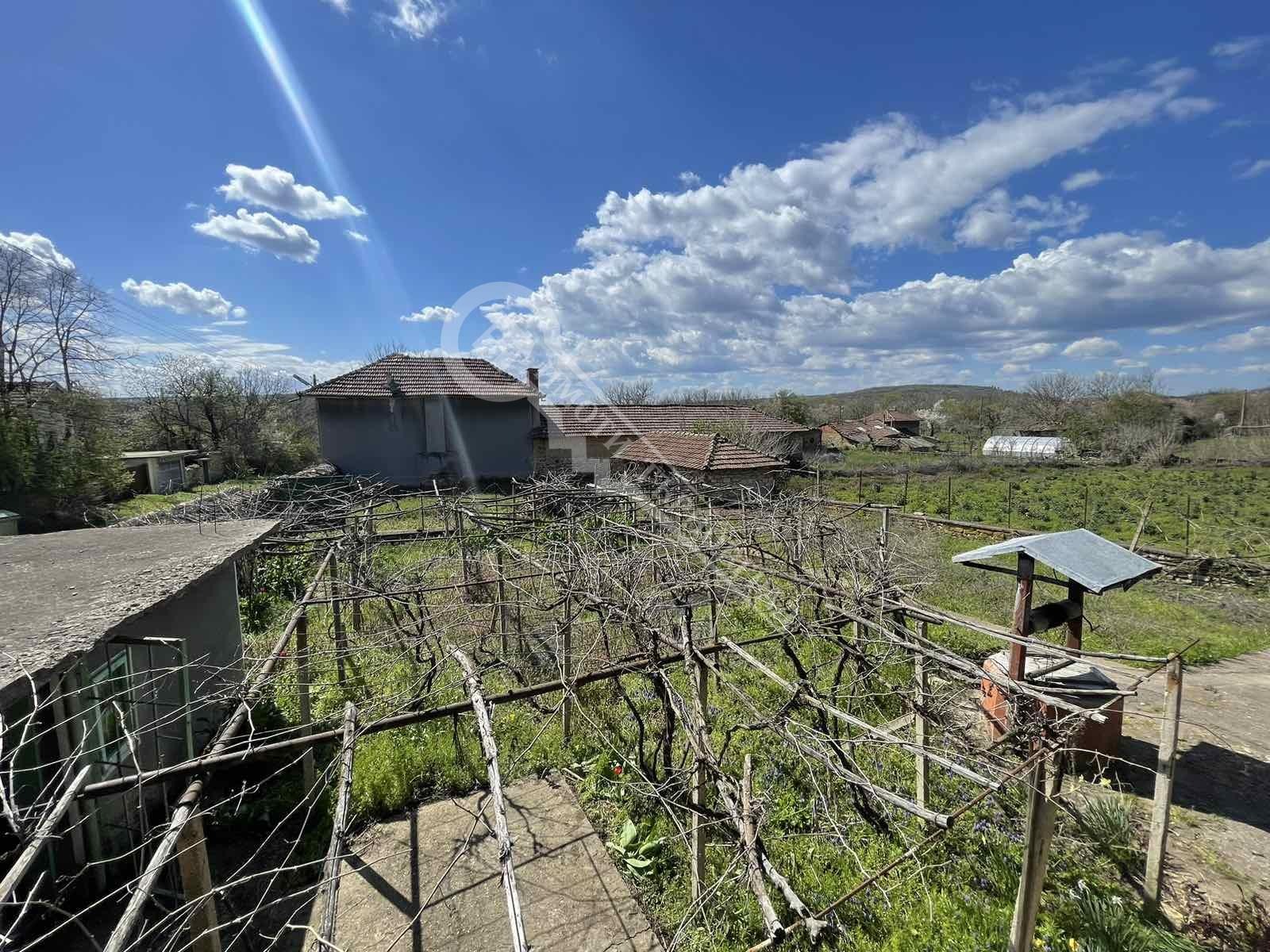 Продава КЪЩА, с. Обединение, област Велико Търново, снимка 14 - Къщи - 54133994