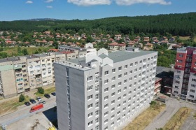 Продажба на двустайни апартаменти в град Перник — страница 2 - изображение 3 