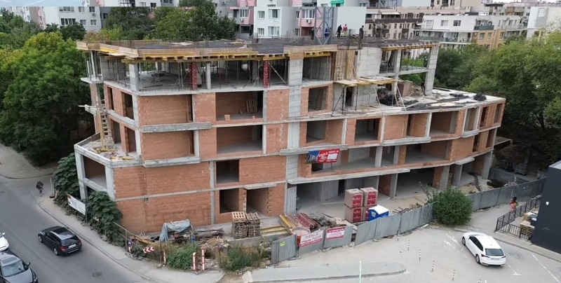 For Sale  3 bedroom Plovdiv , Kyuchuk Parizh , 157 sq.m | 54469534 - image [3]