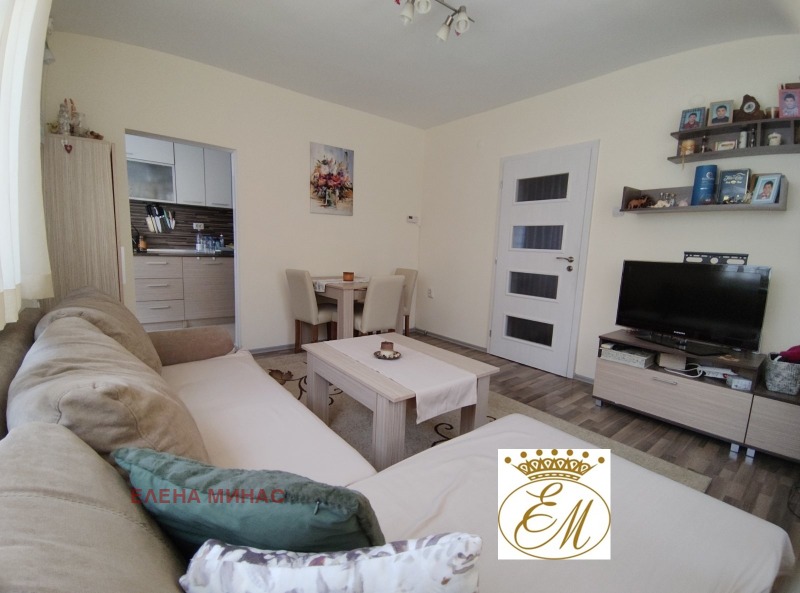 Продается  Этаж дома Шумен , Център , 118 кв.м | 97699725