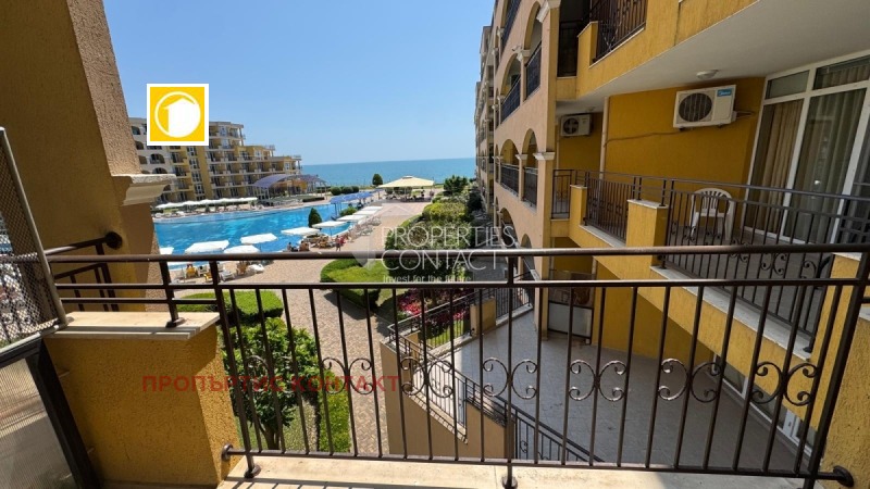 Продава  3-стаен област Бургас , гр. Ахелой , 100 кв.м | 27781232