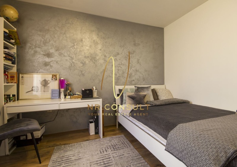 Na prodej  3+ ložnice Sofia , Iztok , 200 m2 | 61508694 - obraz [9]