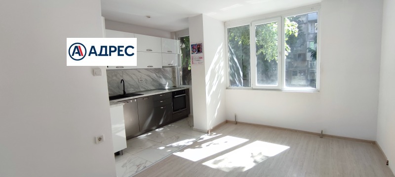 Na prodej  3+ ložnice oblast Shumen , Veliki Preslav , 93 m2 | 92494662