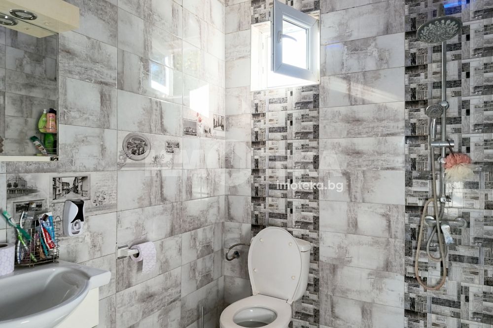 Продава КЪЩА, с. Селци, област Пловдив, снимка 10 - Къщи - 56164214