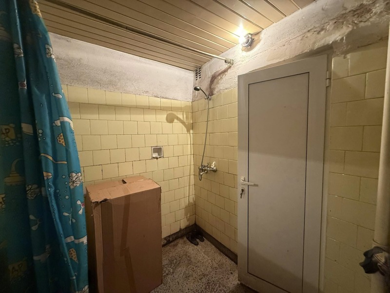 Продава  3-стаен град Благоевград , Запад , 89 кв.м | 18838996 - изображение [13]