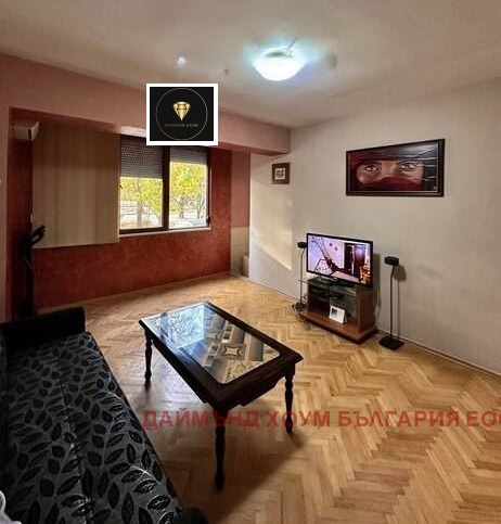 Продава 3-СТАЕН, гр. Пловдив, Младежки Хълм, снимка 2 - Апартаменти - 55012261