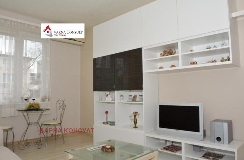 Продава  Етаж от къща град Варна , ВИНС-Червен площад , 147 кв.м | 88463922