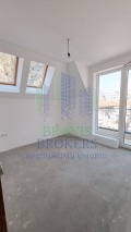 Продава 4-СТАЕН, гр. Варна, Левски 1, снимка 8
