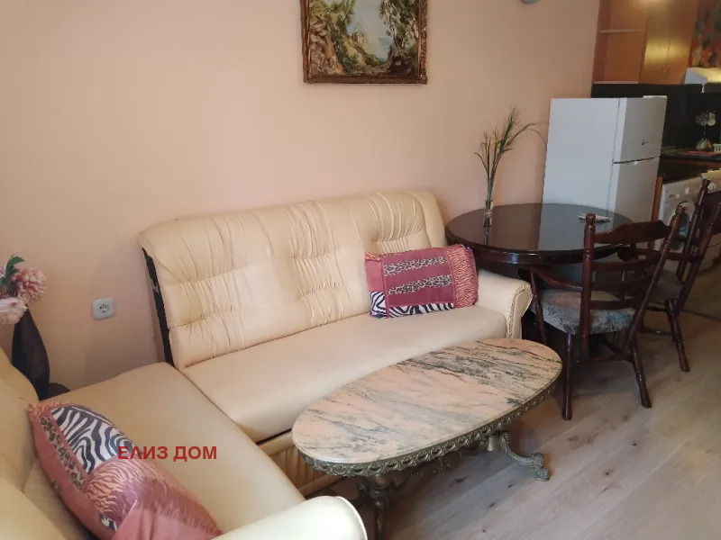 Продава 2-СТАЕН, гр. Варна, Окръжна болница-Генерали, снимка 2 - Апартаменти - 52708868