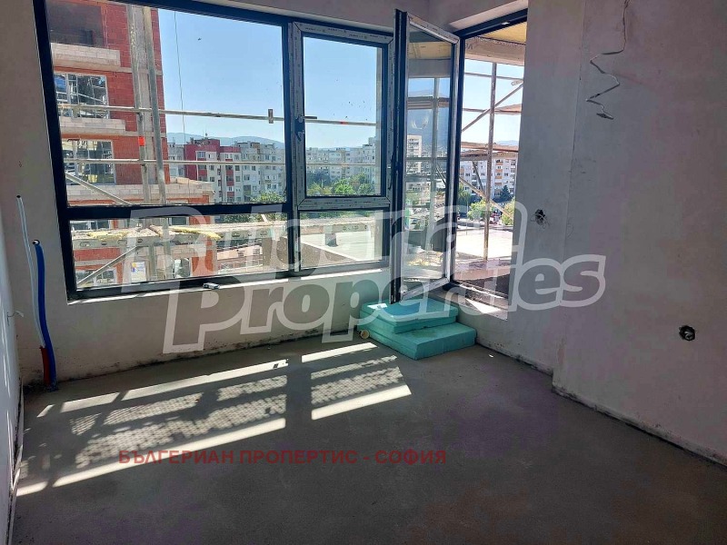 Продаја  2 спаваће собе Софија , Младост 1А , 80 м2 | 55584658 - слика [3]