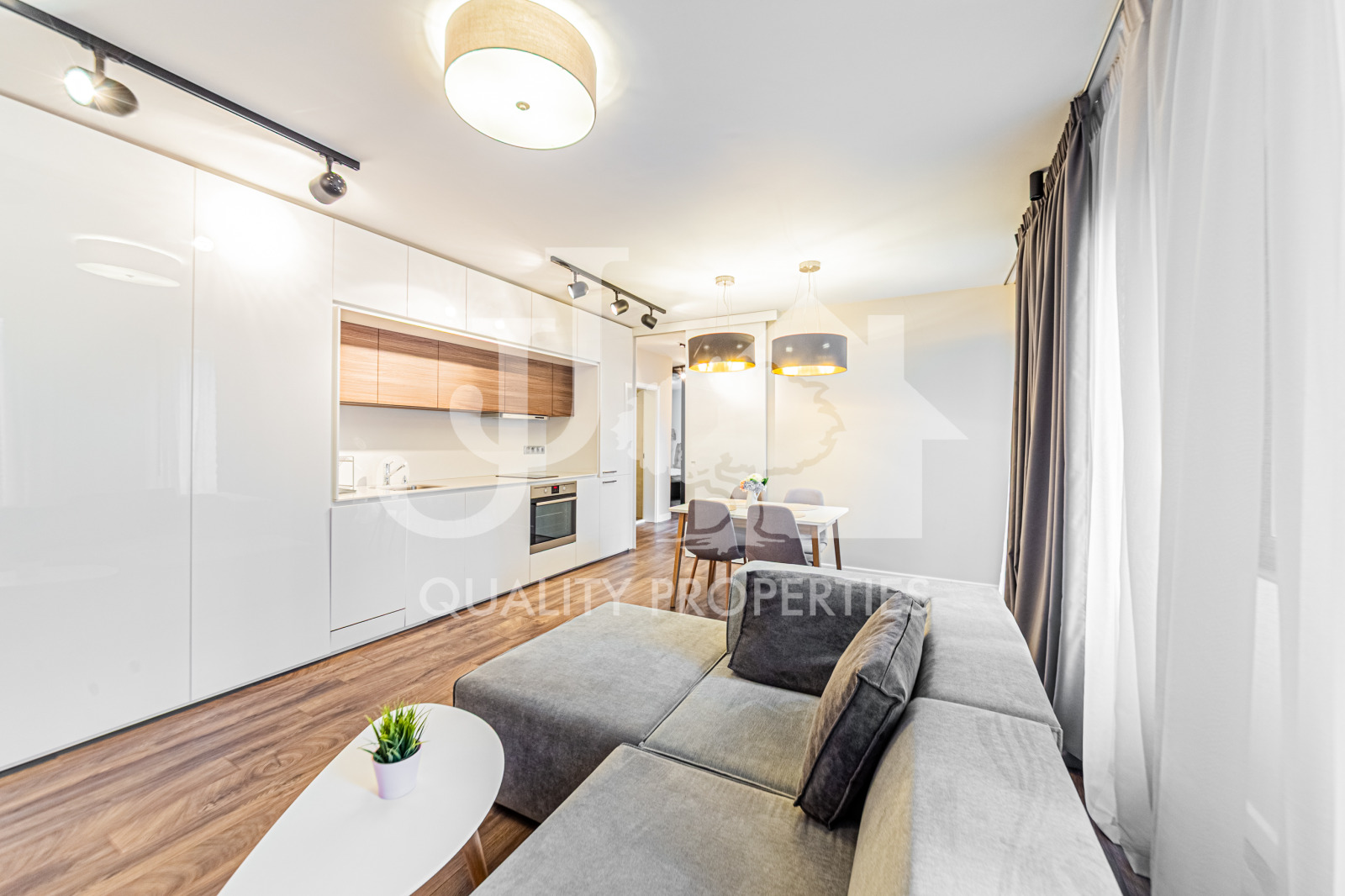 Продава 3-СТАЕН, гр. София, Лозенец, снимка 3 - Апартаменти - 54225858