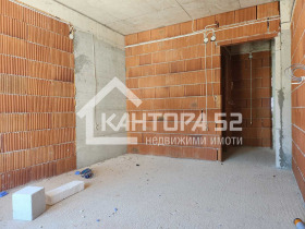1 Schlafzimmer Zentar, Warna