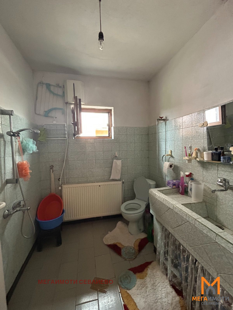 Продава КЪЩА, гр. Севлиево, област Габрово, снимка 10 - Къщи - 54081406