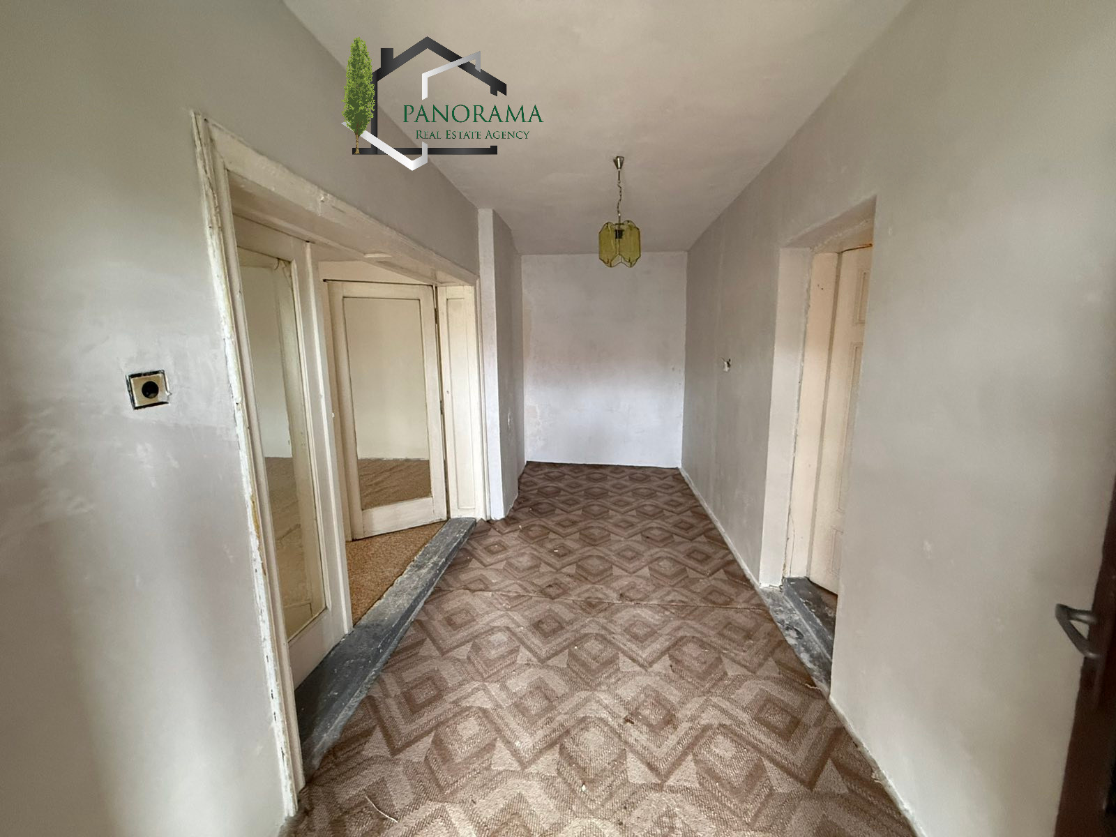 Продава КЪЩА, гр. Велики Преслав, област Шумен, снимка 8 - Къщи - 54292785