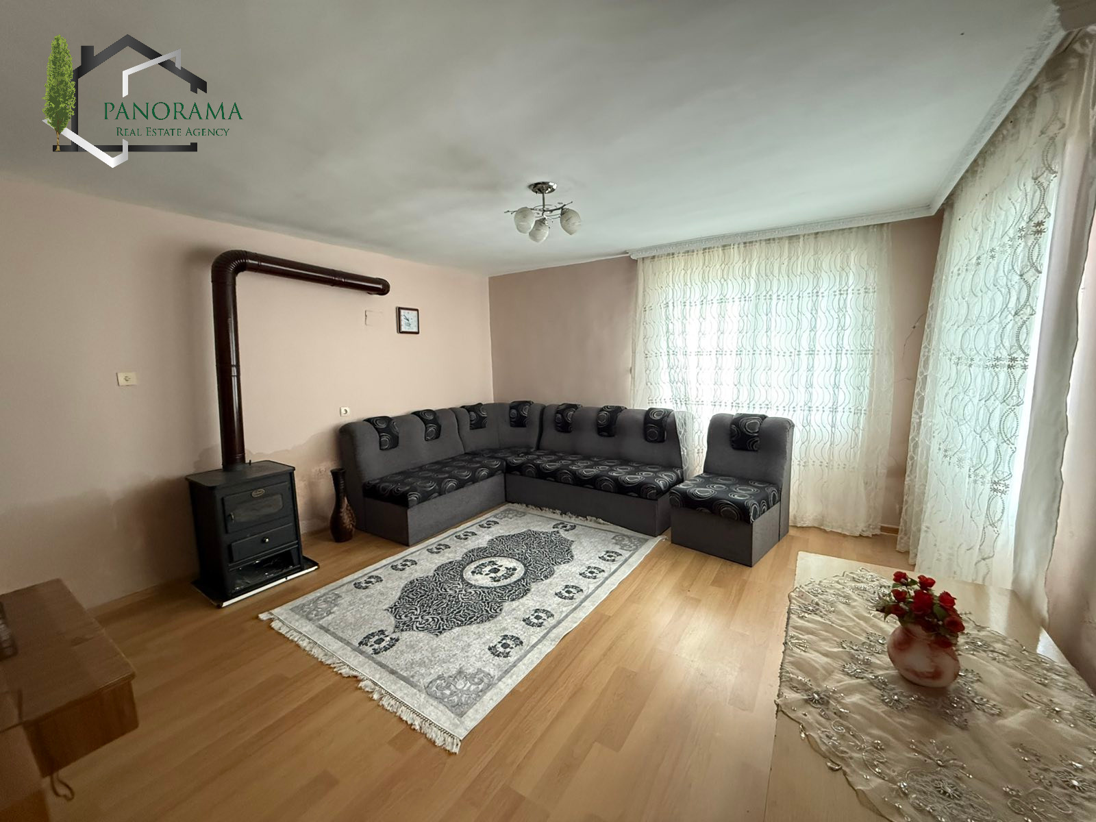 Продава КЪЩА, гр. Велики Преслав, област Шумен, снимка 13 - Къщи - 54292785